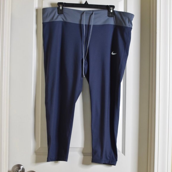 Nike Pants - Nike Dri-fit Grey Cropped Workout Leggings